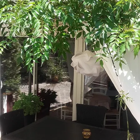 Du Faron Bed & Breakfast